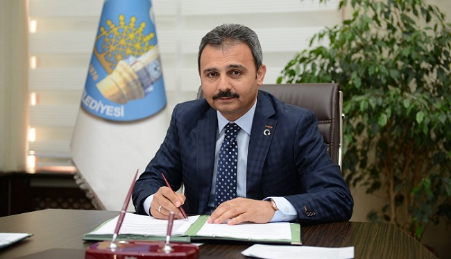 KÜLCÜ AVUKATLIĞA GERİ DÖNDÜ