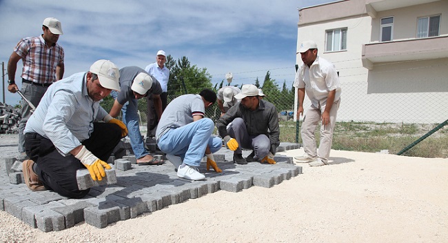 ÇORUM’UN 125 KÖYÜNE PARKE TAŞI DÖŞENECEK