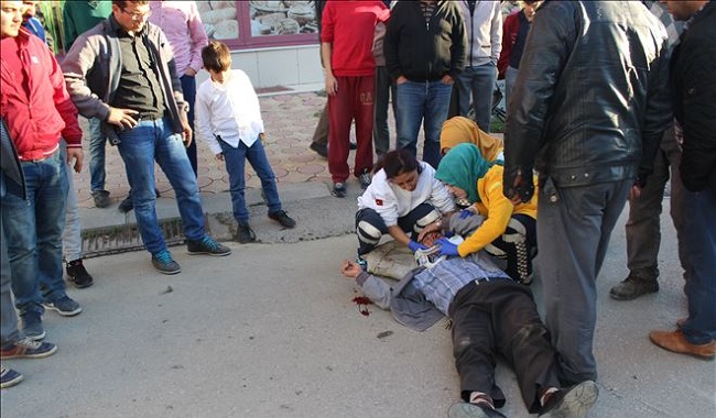 ÇORUM’DA OTOMOBİL YAŞLI ADAMA ÇARPTI