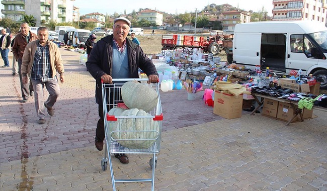 BELEDİYE’DEN PAZAR ARABASI UYGULAMASI