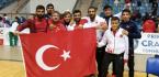ÇORUM’A GÜREŞTE ALTIN MADALYA GELDİ