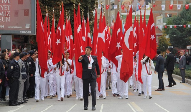29 EKİM CUMHURİYET BAYRAMI ÇORUM’DA TÖRENLERLE KUTLANDI ÇORUM VALİSİ AHMET KARA;“CUMHURİYET FAZİLETLİ VE ERDEMLİ BİR REJİMİN BİR ADIDIR” DEDİ (M. MUTTALİP YALÇIN/ÇORUM-İHA)