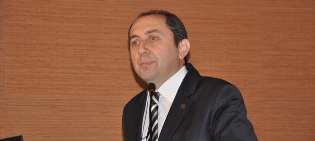 HİTİT ÜNİVERSİTESİ REKTÖRÜ PROR. DR. REHA METİN ALKAN, SADECE TÜRKİYE'DE DEĞİL, DÜNYADA YETİŞMİŞ İNSAN GÜCÜNÜN ÖNEMLİ OLDUĞUNU SÖYLEDİ (M. MUTTALİP YALÇIN/ÇORUM-İHA)
