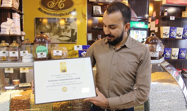 LEBLEBİ UZUN UĞRAŞLAR SONUCU ELDE EDİLİYOR (TUNA İŞLEYEN/KÜTAHYA-İHA)