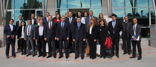 HİTİT ÜNİVERSİTESİ VE TÜRKİYE İLAÇ VE TIBBİ CİHAZ KURUMU (TİTCK) ARASINDA LABORATUVAR HİZMETLERİ ALANINDA İŞBİRLİĞİ PROTOKOLÜ İMZALANDI. (M. MUTTALİP YALÇIN/ÇORUM-İHA)