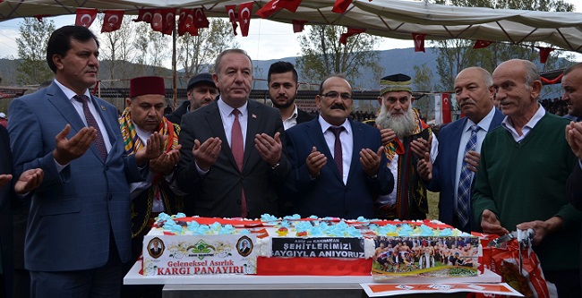 KARGI GÜREŞLERİ KIRKPINARI ARATMADI (TURAN OZAN ACAR/ÇORUM-İHA) (TURAN OZAN ACAR/ÇORUM-İHA)