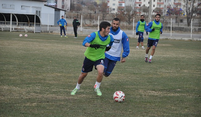 BELEDİYESPOR KIZILCABÖLÜK’E BİLENİYOR