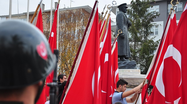 TÜRKİYE CUMHURİYETİ'NİN KURUCUSU GAZİ MUSTAFA KEMAL ATATÜRK VEFATININ 78. YIL DÖNÜMÜNDE TÖRENLERLE ANILDI (İHA/ÇORUM-İHA)