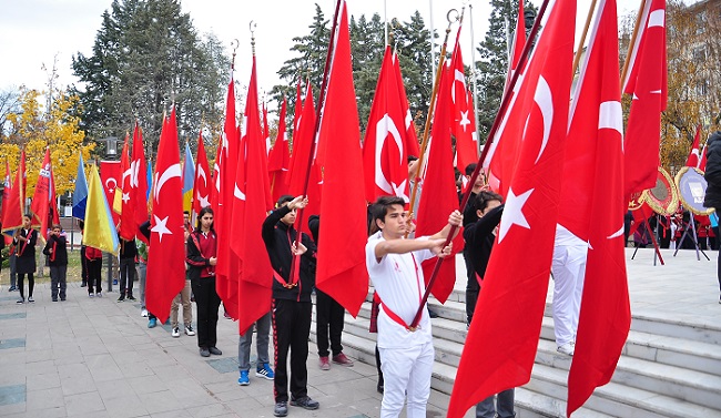 ATATÜRK ÇORUM’DA SAYGIYLA ANILDI