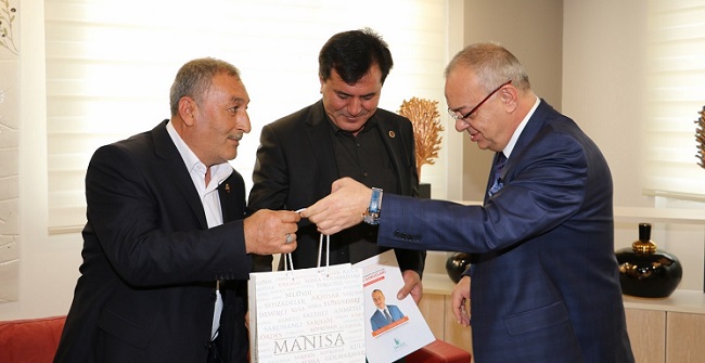 MANİSA BÜYÜKŞEHİR BELEDİYESİ, ÇORUM’UN LAÇİN BELEDİYESİ’NE BEDELSİZ OLARAK 1 ADET MİNİBÜS DESTEĞİNDE BULUNDU. (İHA/MANİSA-İHA)