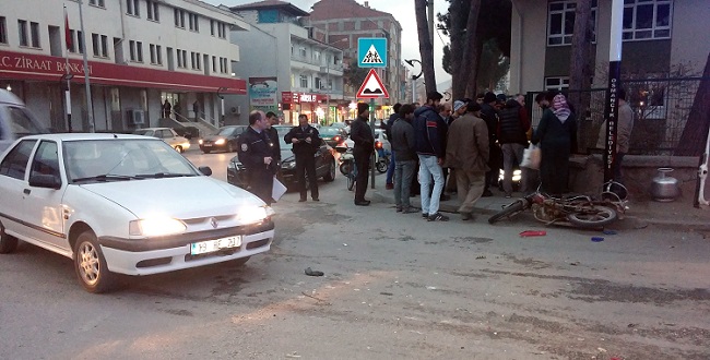 ÇORUM’UN OSMANCIK İLÇESİNDE MEYDANA GELEN TRAFİK KAZASINDA 1 KİŞİ YARALANDI. (İSMAİL KABAKDERE/ÇORUM-İHA)