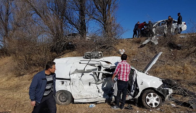 ÇORUM’DA KAZA! 2 KİŞİ AĞIR YARALANDI