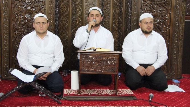 TÜM ŞEHİTLER İÇİN DUA EDİLDİ