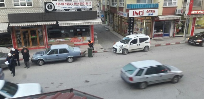 ÇORUM’DA TRAFİK KAZASI: 2 YARALI