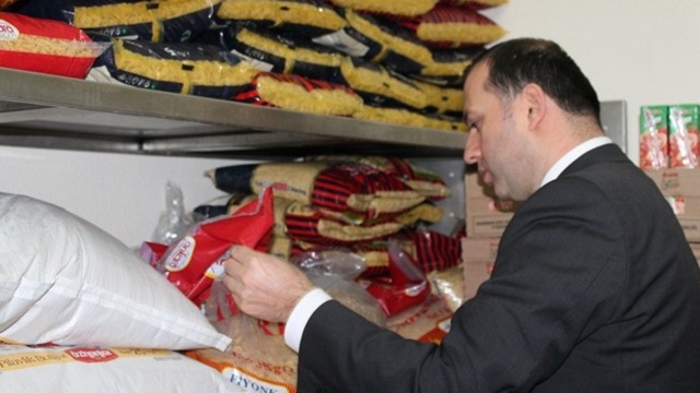 ÜRÜNLER KONTROL EDİLİRKEN (SERKAN ŞANSEVER/ÇORUM-İHA)