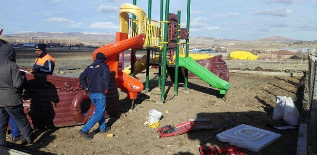 SUNGURLU’DA ÇOCUKLARA YENİ PARK ALANI