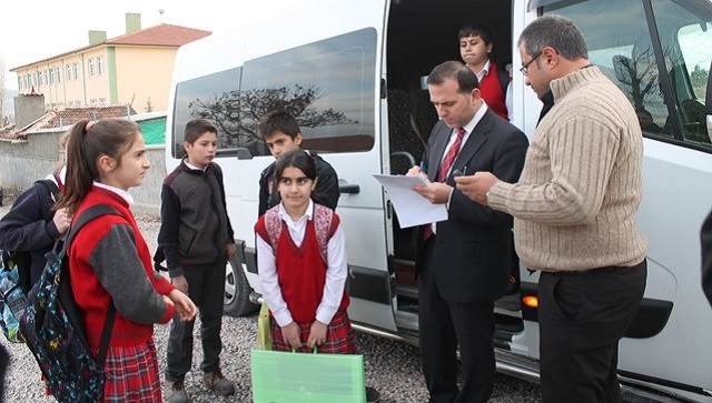 ÇORUM’DA SERVİS ARAÇLARI DENETLENDİ