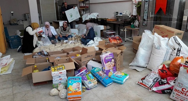 AK PARTİ SUNGURLU KADIN KOLLARI BAŞKTANLIĞI TARAFINDAN HALEP İÇİN KAMPANYA BAŞLATILDI (SERKAN ŞANSEVER/ÇORUM-İHA)