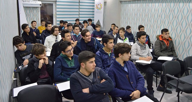 LİSELİLER TEKNO GİRİŞİMCİLİK EĞİTİMİ ALDI
