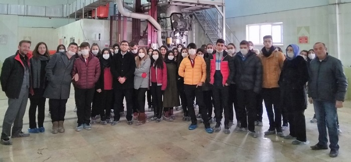 ÖĞRENCİLER TIBBI ATIK TESİSİNİ İNCELEDİ