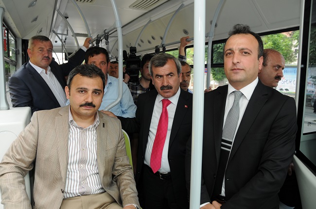 Yeni-halk-otobusleri-hizmete-sunuldu-otobusici3-byellnhh
