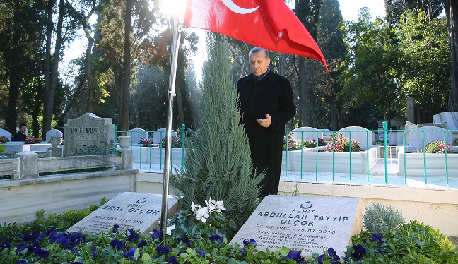 ERDOĞAN ÇORUMLU ŞEHİTLERİ UNUTMADI