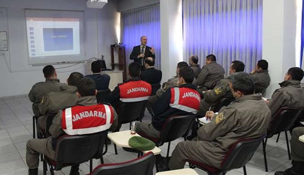 ASKERİ PERSONELE TRAFİK EĞİTİMİ