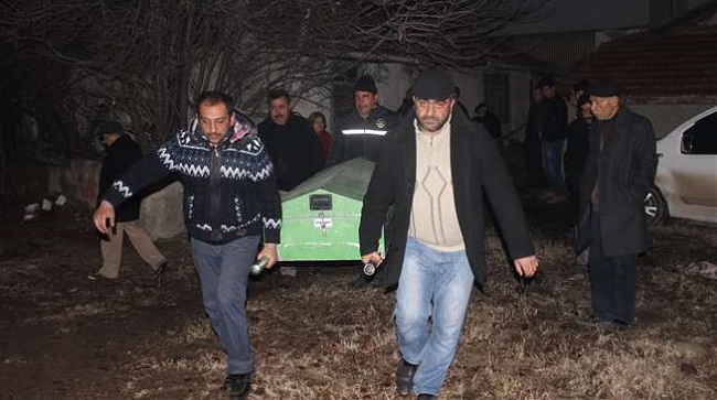ÇORUM’DA ŞEHİT BABASININ SIR ÖLÜMÜ