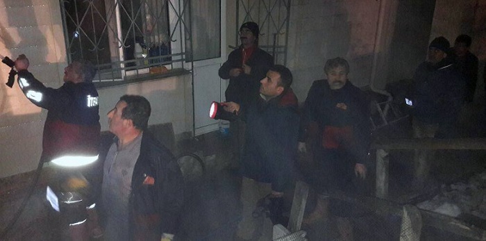 GECE ÇIKAN YANGIN KORKUTTU
