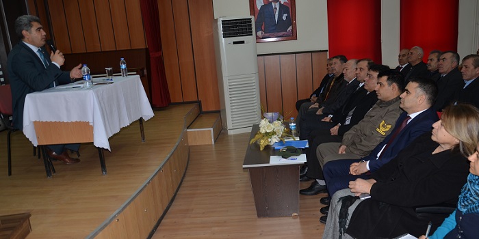 İLÇENİN SORUNLARI GÖRÜŞÜLDÜ