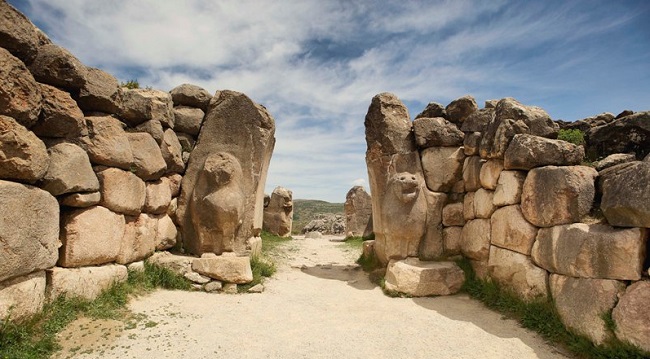 HATTUŞA’YA MODERN UYGULAMA