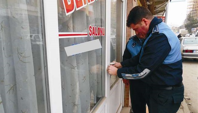 ÇORUM’DA FETÖ’DEN İKİ İŞYERİ MÜHÜRLENDİ