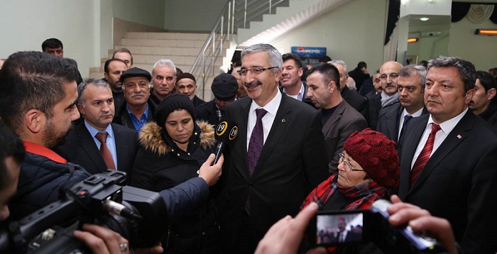 VALİ ALACA’DA SORUNLARI DİNLEDİ