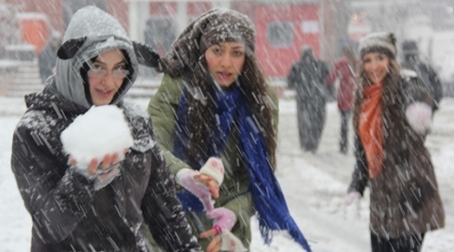 SUNGURLU’DA KAR TATİLİ UZATILDI