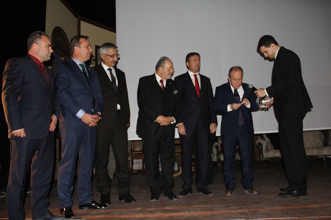 ÇORUM'DA TAKİ TARAFINDAN YAPTIRILAN 140 KONUTUN HAK SAHİPLERİ KURA İLE BELİRLENDİ (M. MUTTALİP YALÇIN/ÇORUM-İHA)