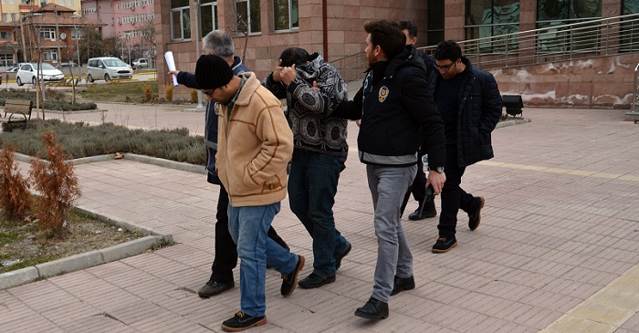 DOLANDIRICILAR İRAN UYRUKLU ÇIKTI