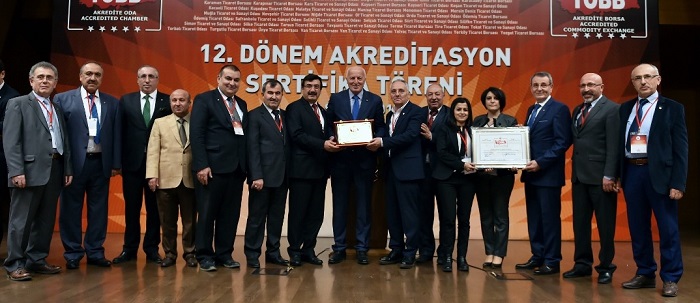 TOBB İKİZ KULULER'DE GERÇEKLEŞTİRİLEN SERTİFİKA TÖRENİNE ÇORUM TİCARET BORSASI MECLİS BAŞKANI MUSTAFA BOYRAZ, YÖNETİM KURULU BAŞKANI ALİ BEKTAŞ KATILDI (M. MUTTALİP YALÇIN/ÇORUM-İHA)