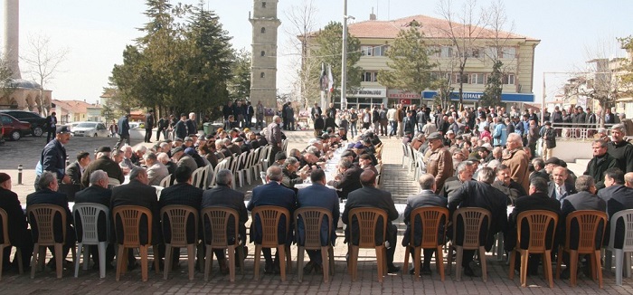 ESKİ BAŞBAKANLARDAN NECMETTİN ERBAKAN İÇİN ÖLÜMÜNÜN 6. YILDÖNÜMÜ NEDENİYLE ÇORUM’UN SUNGURLU İLÇESİNDE ANMA PROGRAMI DÜZENLENDİ. (İHA/ÇORUM-İHA)