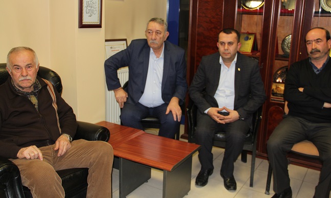 AK PARTİ ÇORUM MİLLETVEKİLİ AHMET SAMİ CEYLAN, ÇORUM ESNAF VE SANATKARLAR KREDİ VE KEFALET KOOPERATİFLERİ BÖLGE BİRLİĞİ’Nİ ZİYARET ETTİ. (M. MUTTALİP YALÇIN/ÇORUM-İHA)