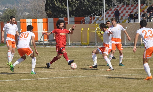 ÇORUM DEPLASMANDA 1-0 KAZANDI