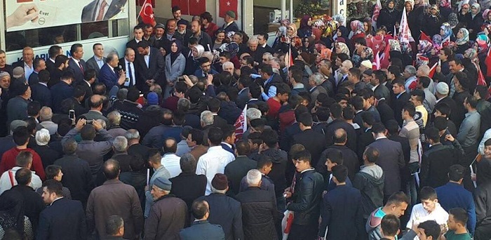 İSKİLİP’TE MİTİNG GİBİ AÇILIŞ