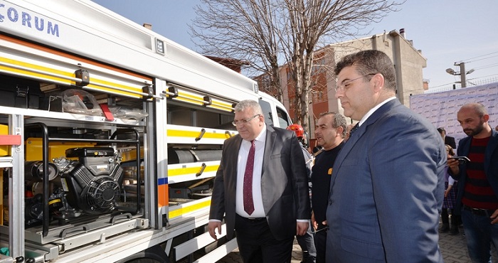 ETKİNLİĞE KATILANLAR TATBİKAT SONRASI AFAD MÜDÜRLÜĞÜ'NÜN ARAÇ VE GEREÇLERİNİ İNCELEDİ (TUNCAY MUMCU/ÇORUM-İHA)