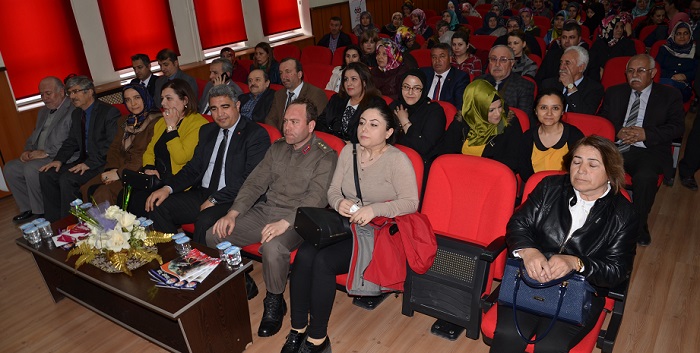 PROJESİNİN AMACI, TOPLUMDA GÖNÜLLÜLÜK KAVRAMIN GELİŞTİREREK, GÖNÜLLÜ SAYISINI ARTIRILMASINI HEDEFLİYOR. (İSMAİL KABAKDERE/ÇORUM-İHA)