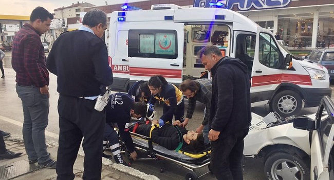 ÇORUM’DA TRAFİK KAZASI: 1 YARALI