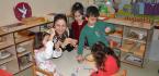 KADIN VEKİLDEN MİNİKLERE ÖZEL İLGİ