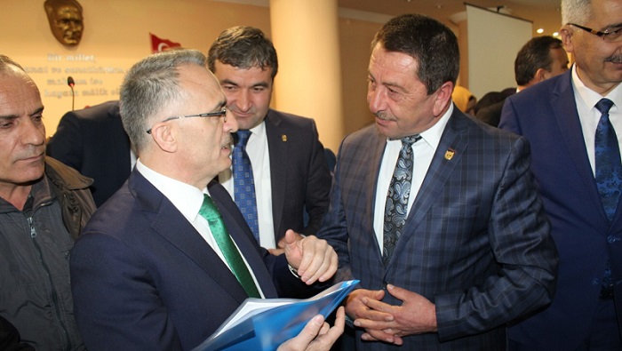 TAHSİN ŞAHİN SORUNLARI BAKANA İLETTİ