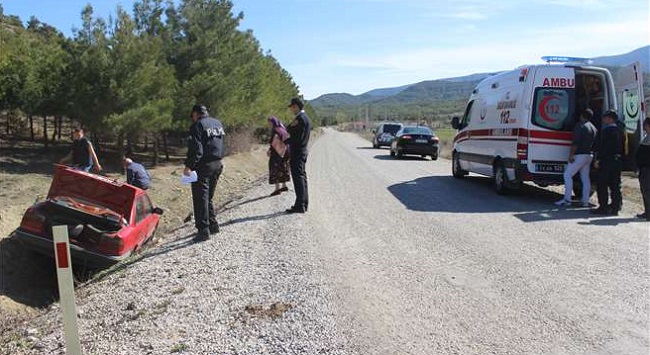 OTOMOBİL ŞARAMPOLE BÖYLE UÇTU