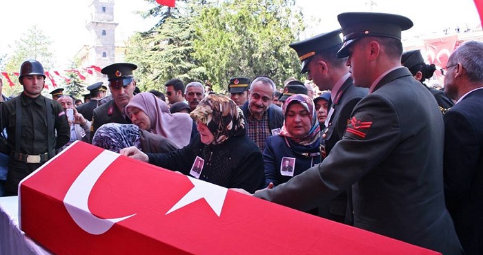 ŞEHİDİMİZ DUALARLA UĞURLANDI