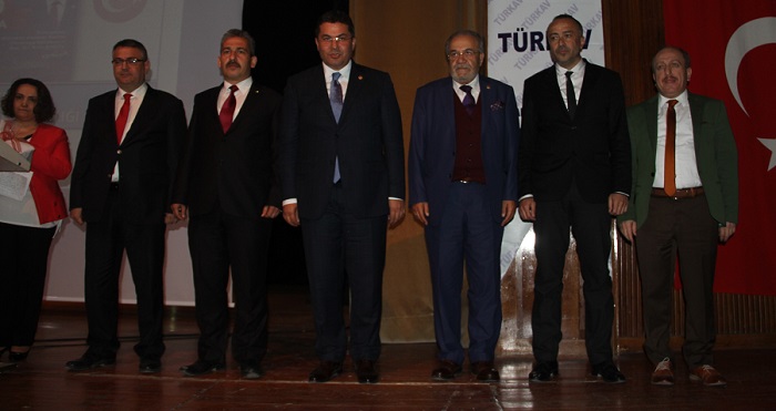 TÜRKİYE KAMU ÇALIŞANLARI KALKINMA VE DAYANIŞMA VAKFI ÇORUM ŞUBESİ TARAFINDAN "15 TEMMUZ'DAN 16 NİSAN'A" KONULU KONFERANS DÜZENLENDİ. (M. MUTTALİP YALÇIN/ÇORUM-İHA)