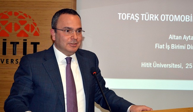 FIAT İŞ BİRİMİ DİREKTÖRÜ ALTAN AYTAÇ, OTOMOTİV ENDÜSTRİSİNİN TÜRKİYE’DE BÜYÜMEYE DEVAM EDECEĞİNİ AÇIKLADI. (M. MUTTALİP YALÇIN/ÇORUM-İHA)